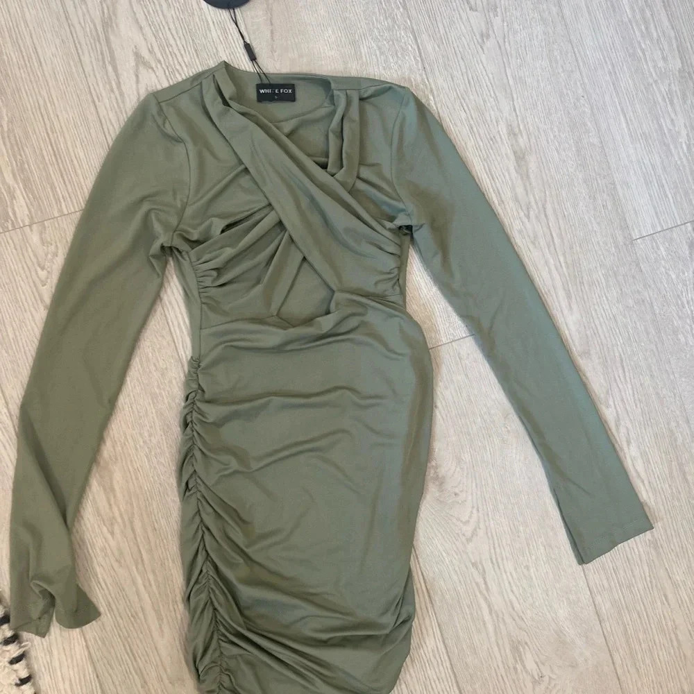 WHITEFOX BOUTIQUE NWT dress S - Picture 8 of 16
